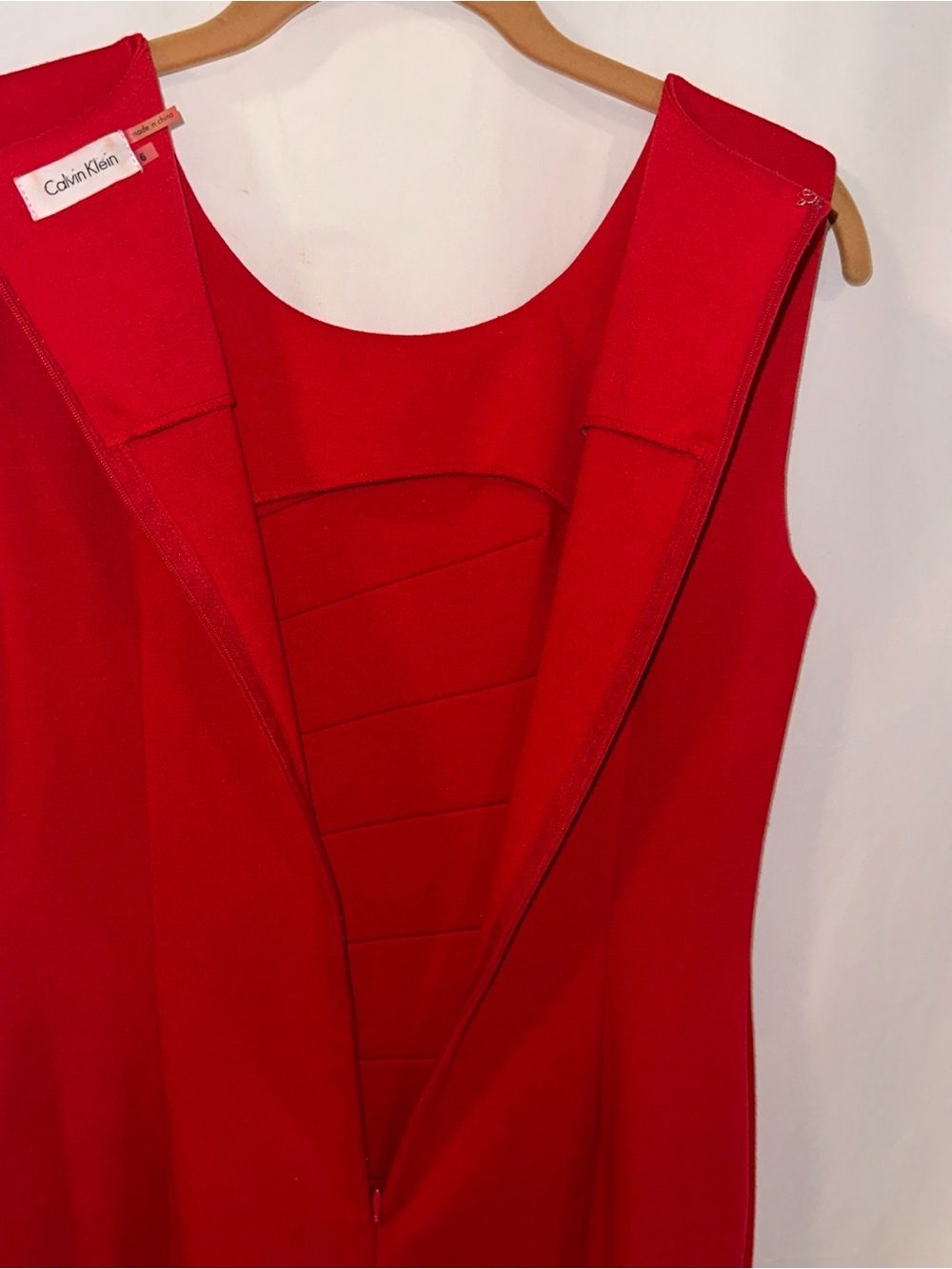 Calvin Klein Size 6 Red Sheath Dress Sunburst Pleat Career Fitted Sleeveless - Picture 6 of 13